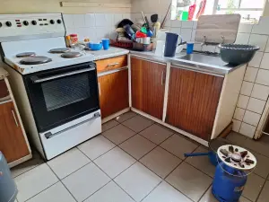 Cottage/Garden Flat to Rent in Avondale