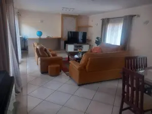 Townhouse/Cluster to Rent in Mount Pleasant