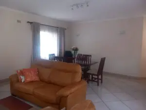 Townhouse/Cluster to Rent in Mount Pleasant