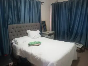 Townhouse/Cluster to Rent in Mount Pleasant