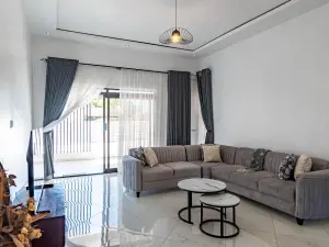 Townhouse/Cluster to Rent in The Grange