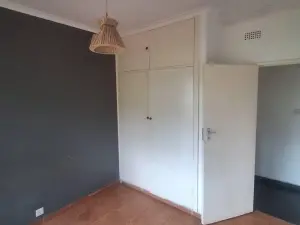 4 Bedroom House to Rent in Greystone Park