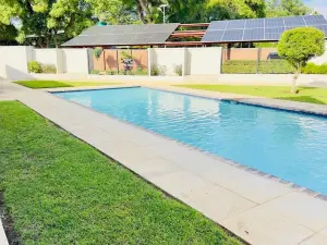 Flat/Apartment to Rent in Meyrick Park