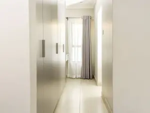 Flat/Apartment to Rent in Meyrick Park