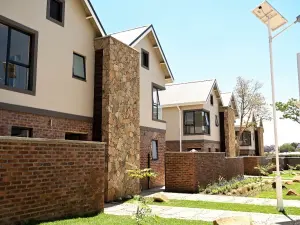 Townhouse/Cluster to Rent in Greendale