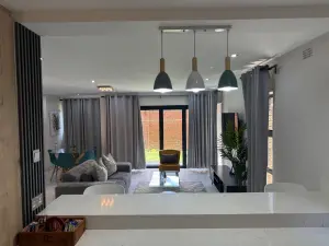 Townhouse/Cluster to Rent in Newlands