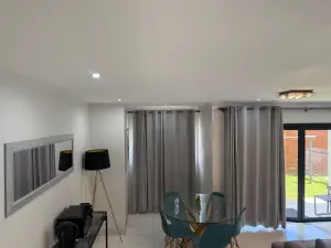 Townhouse/Cluster to Rent in Newlands