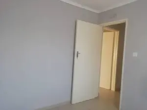 3 Bedroom House to Rent in Msasa Park