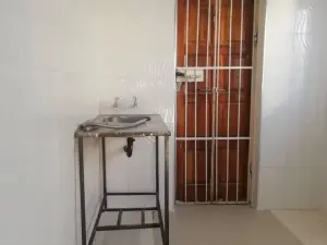 3 Bedroom House to Rent in Msasa Park