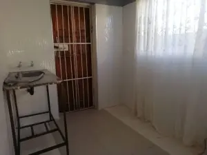 3 Bedroom House to Rent in Msasa Park
