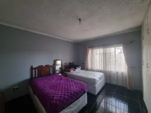 4 Bedroom House to Rent in Monavale