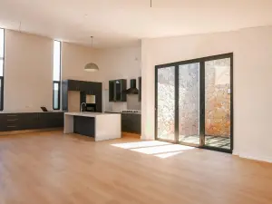 Townhouse/Cluster to Rent in Newlands