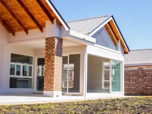 Townhouse/Cluster to Rent in Mount Pleasant