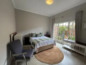 Townhouse/Cluster to Rent in Newlands