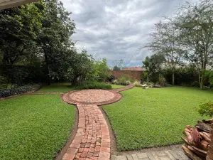 Townhouse/Cluster to Rent in Newlands