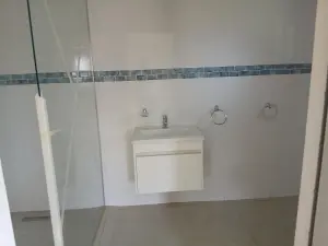 Office to Rent in Alexandra Park