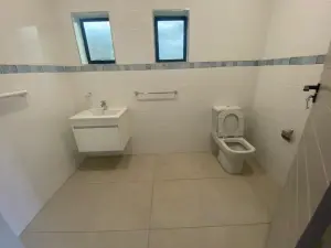 House to Rent in Alexandra Park