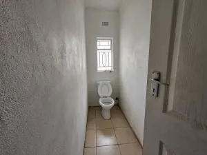 5 Bedroom House to Rent in Monavale