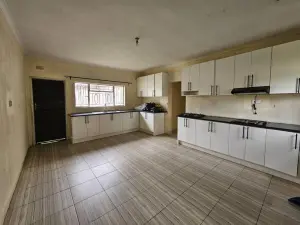 5 Bedroom House to Rent in Monavale