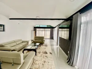 Townhouse/Cluster to Rent in Mount Pleasant