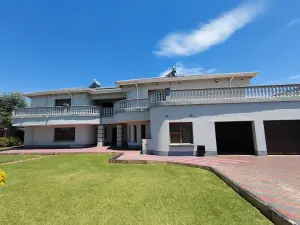 5 Bedroom House to Rent in Mount Pleasant
