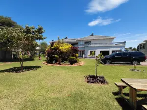 5 Bedroom House to Rent in Mount Pleasant