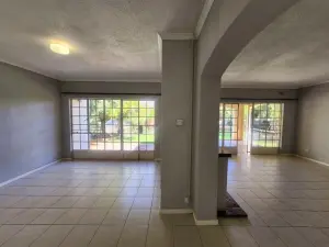 Townhouse/Cluster to Rent in Highlands