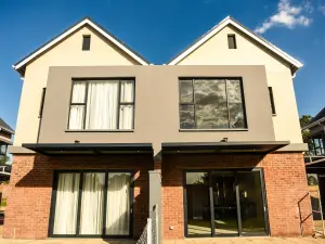 Townhouse/Cluster to Rent in Highlands