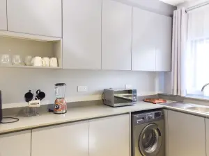 Townhouse/Cluster to Rent in Meyrick Park