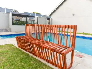 Townhouse/Cluster to Rent in Meyrick Park