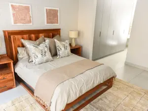 Townhouse/Cluster to Rent in Meyrick Park