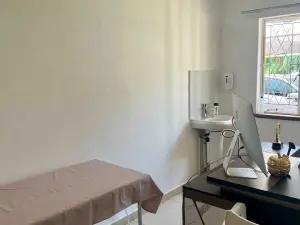 Office to Rent in Borrowdale