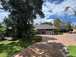 Office to Rent in Borrowdale