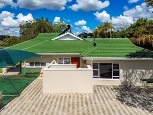 4 Bedroom House to Rent in Borrowdale Brooke