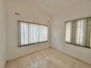 Warehouse/Industrial to Rent in Msasa