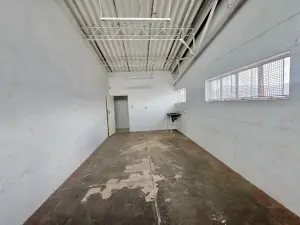 Warehouse/Industrial to Rent in Msasa