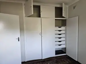 3 Bedroom House to Rent in Waterfalls