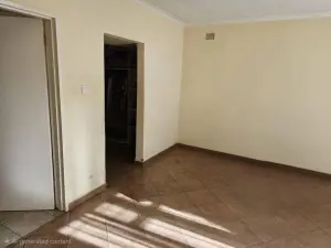 Townhouse/Cluster to Rent in Waterfalls