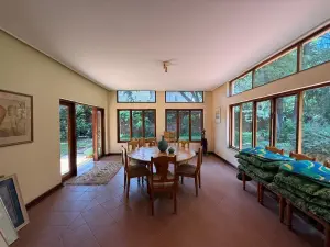 4 Bedroom House to Rent in Alexandra Park