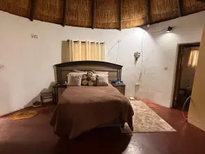 1 Bedroom Cottage/Garden Flat to Rent in Monavale