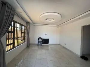 4 Bedroom House to Rent in Bluff Hill