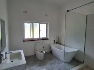 4 Bedroom House to Rent in Borrowdale