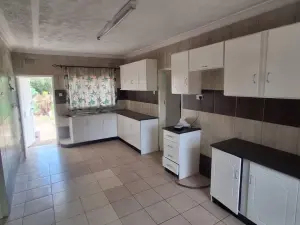 4 Bedroom House to Rent in Mount Pleasant