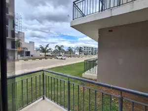 Flat/Apartment to Rent in Borrowdale West