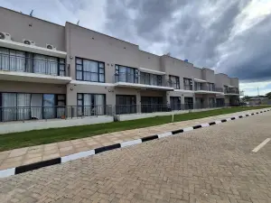 Flat/Apartment to Rent in Borrowdale West