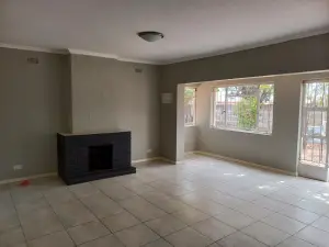 3 Bedroom House to Rent in Hatfield