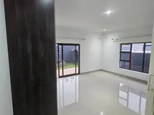 Townhouse/Cluster to Rent in Adylinn