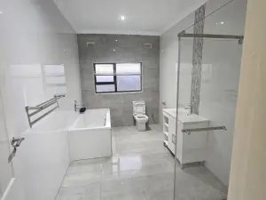 Townhouse/Cluster to Rent in Adylinn