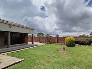 4 Bedroom House to Rent in Pomona