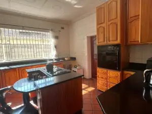 4 Bedroom House to Rent in Westgate